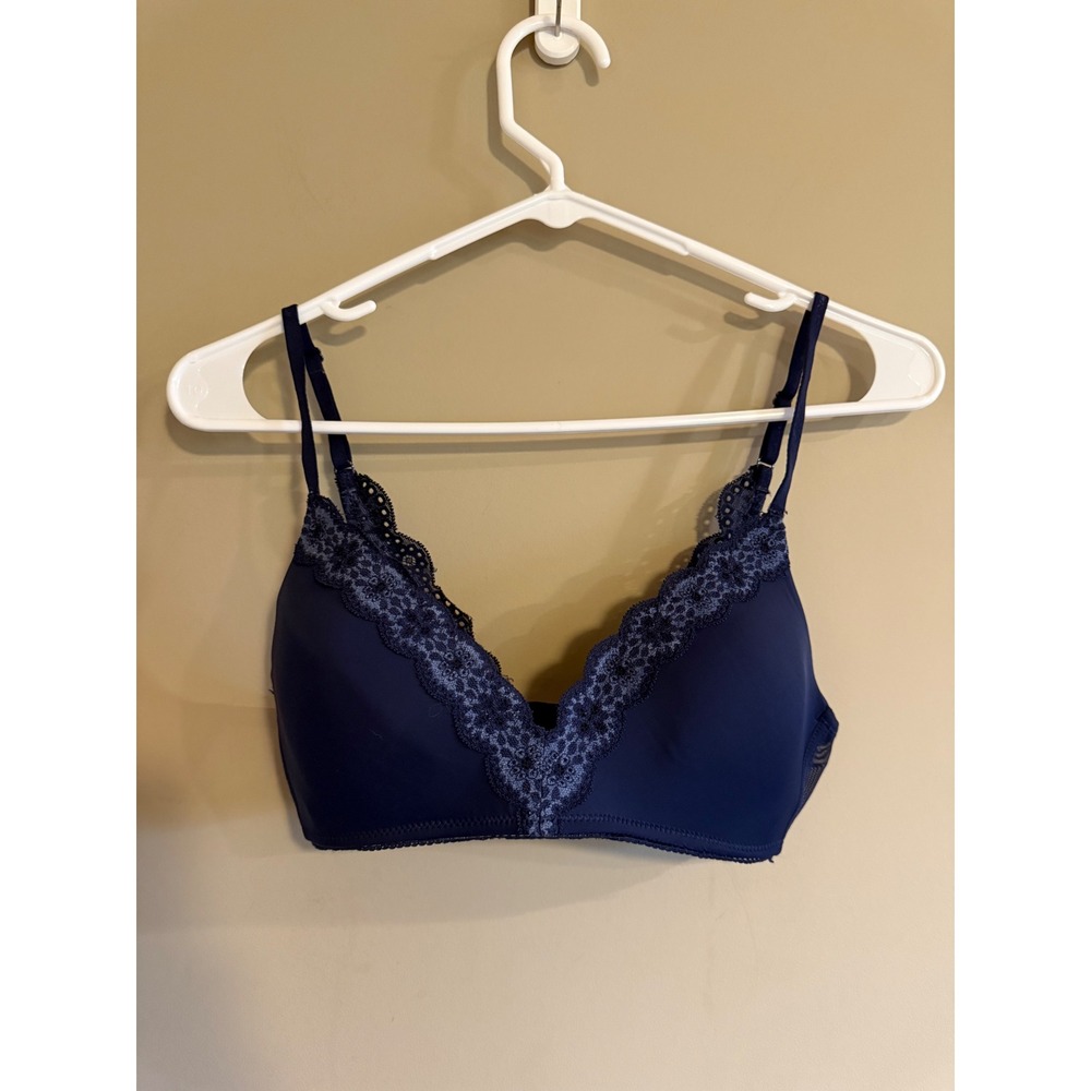 Aerie Real Sunnie Wireless Bra Navy Blue Lace Trim V-Neck 32C Comfort Bralette